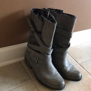Rocket dog boots